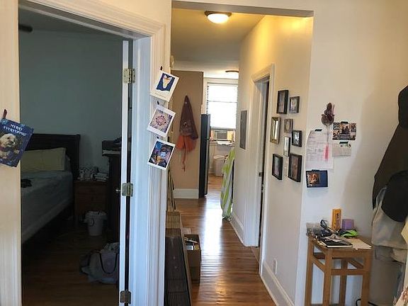 3rd image of 1625 W Lawrence Ave APT 3