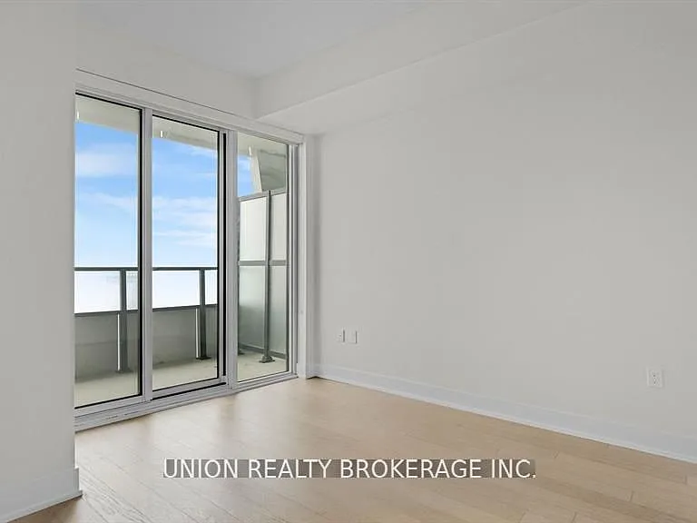20 Shore Breeze Dr #3907 — Photo 15