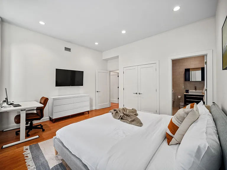 311 Church St #3 — Photo 26