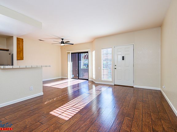 5th image of 431 Costa Mesa Ter APT B