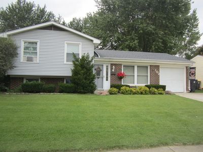 102 Heine Dr, Streamwood, IL, 60107