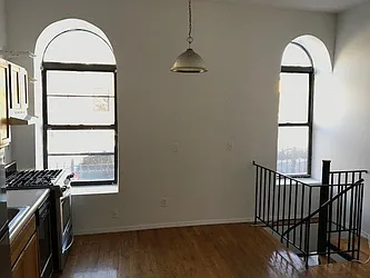 Rented by Kleier Residential