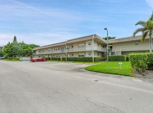 216 Oxford Pl #216-200, West Palm Beach, FL 33417