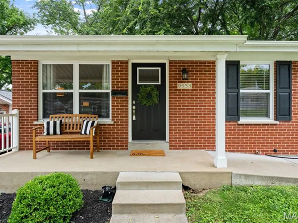 9533 Port Dr, Saint Louis, MO 63123