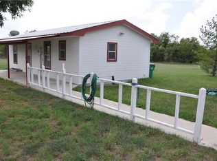 500 S 5th St, Bangs, TX 76823