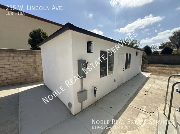 235 W Lincoln Ave, Escondido, CA 92026