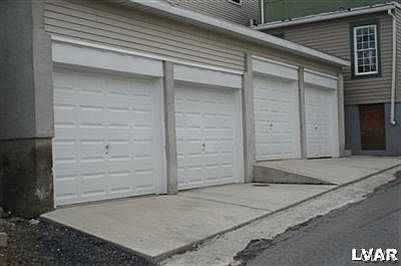 2nd image of 21 E North St