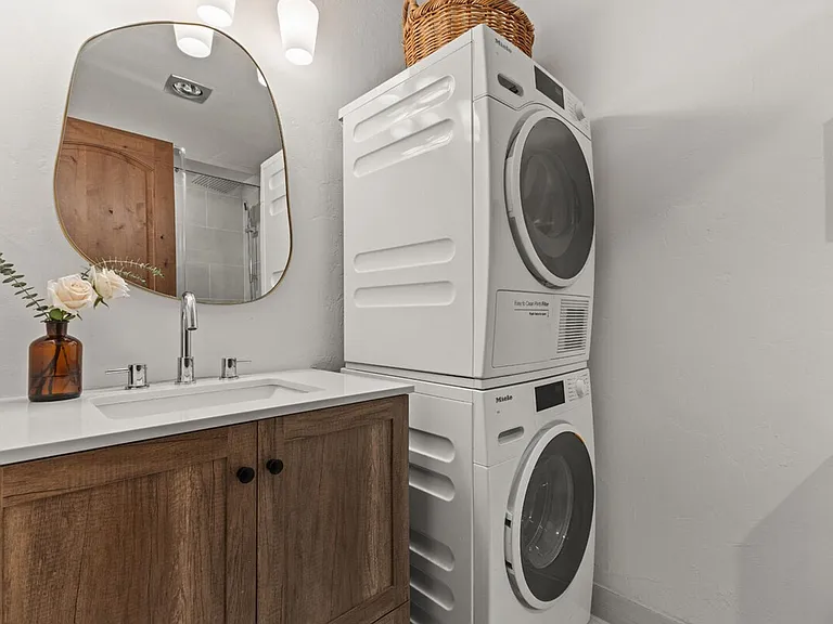 Washer/Dryer