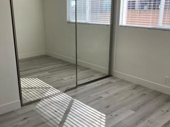 11192 Saratoga Dr, Los Alamitos, CA 90720