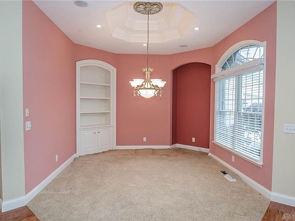 3rd image of 755 Yankee Trace Dr