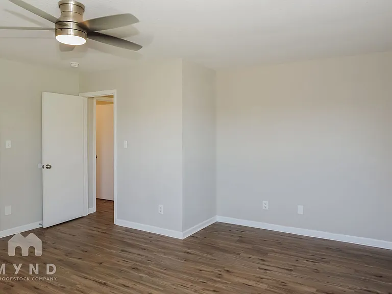 15188 Mill Valley Dr — Photo 13