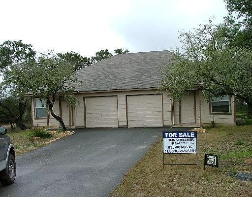 1st image of 126&28 BLUE JAY CIRCLE