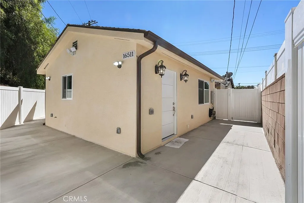 1 bed, 650 sqft, $2,500 — Photo 4