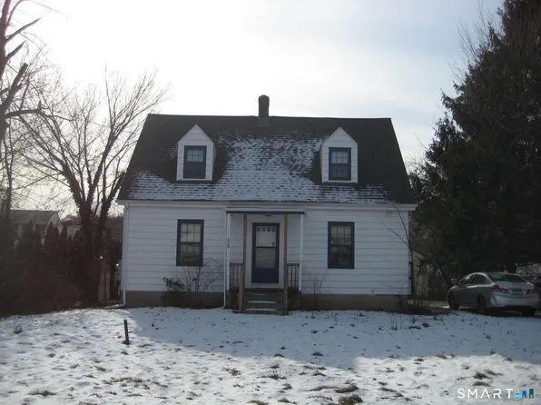 320 Maple Street, Branford, CT 06405