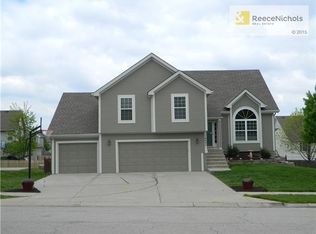 14605 Wicklow St, Smithville, MO 64089