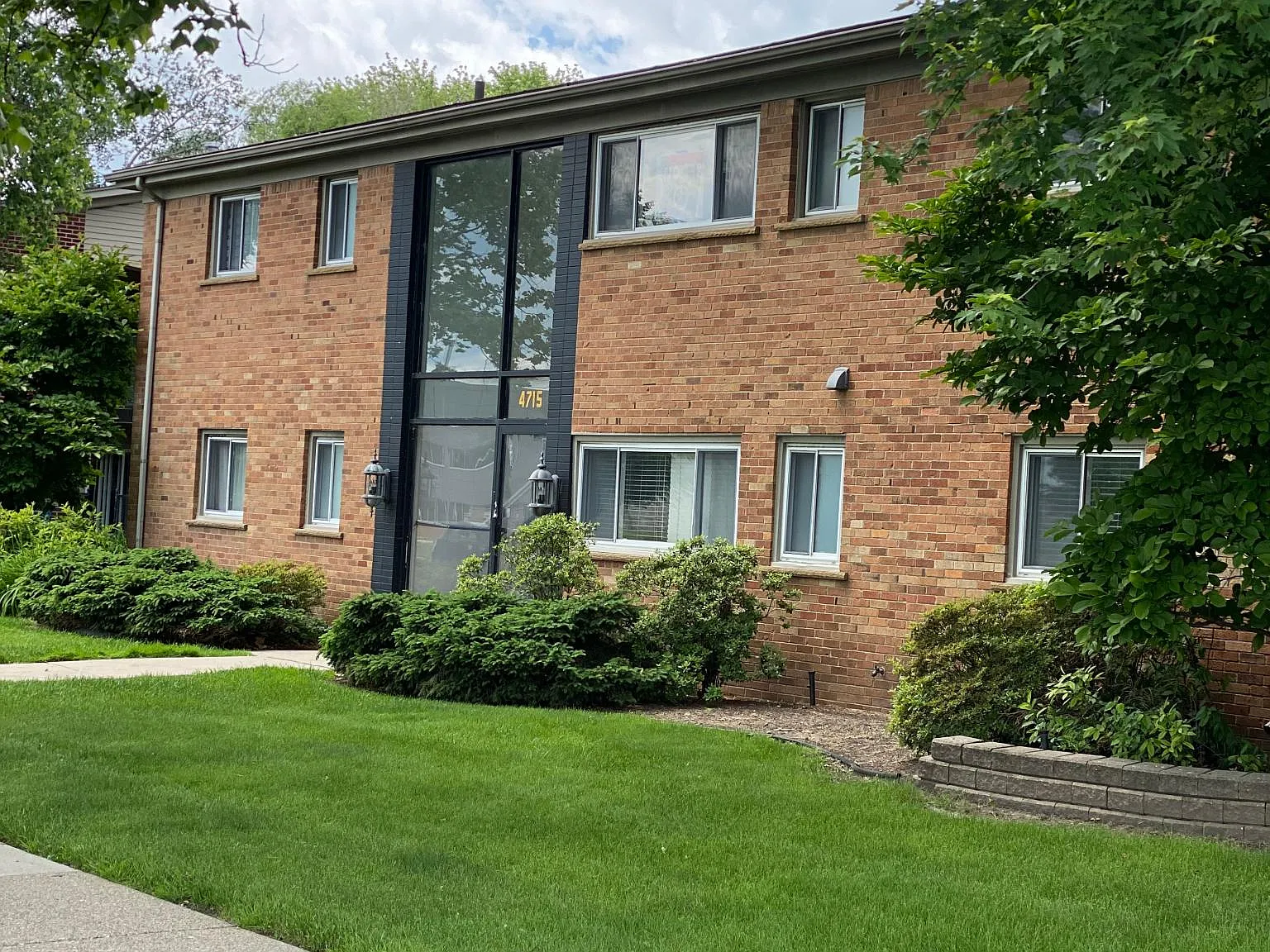 1 bed, 600 sqft, $1,195 — Photo 2