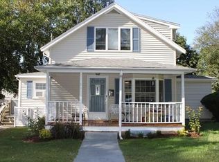 32 Carl Rd, Arlington, MA 02474