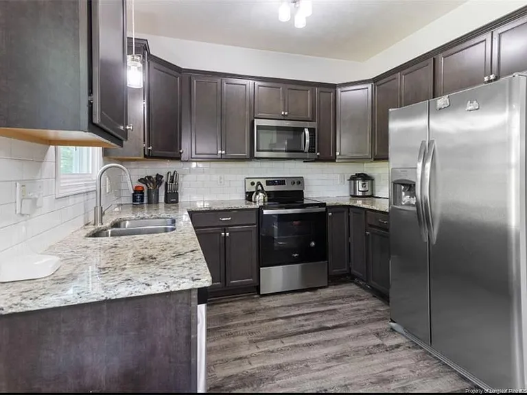 349 Abbottswood Dr — Photo 4