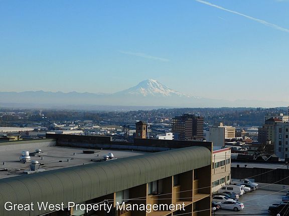 5th image of 245 Tacoma Ave S APT 302