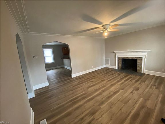 3rd image of 5946 Chesapeake Blvd
