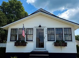 306 N Elkhart St, Wakarusa, IN 46573