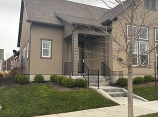 6153 W Poplar View Dr, South Jordan, UT 84009