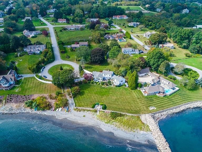 234 Hargraves Dr, Portsmouth, RI 02871 Zillow