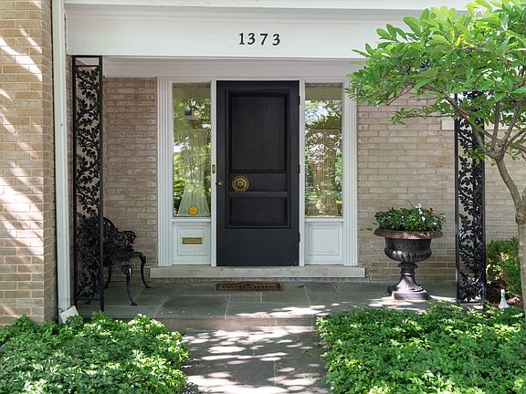 2nd image of 1373 Westmoor Trl