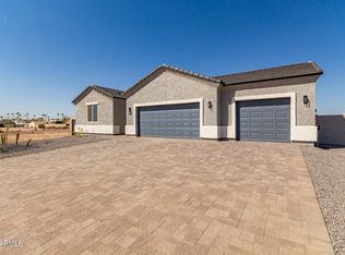 9406 W Reventon Dr, Arizona City, AZ 85123