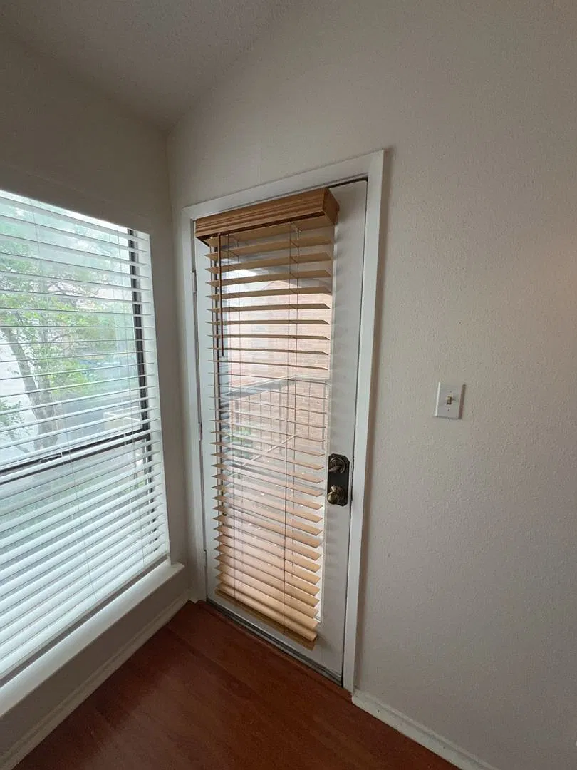 10053 Westpark Drive #332 Ask about our No Cash Security Deposit Option — Photo 3
