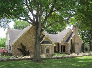 2700 Rhapsody Rd, Brenham, TX 77833