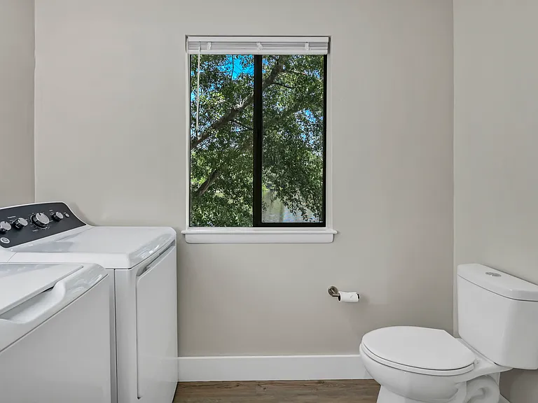 6905 Cleaton Rd #2 — Photo 75
