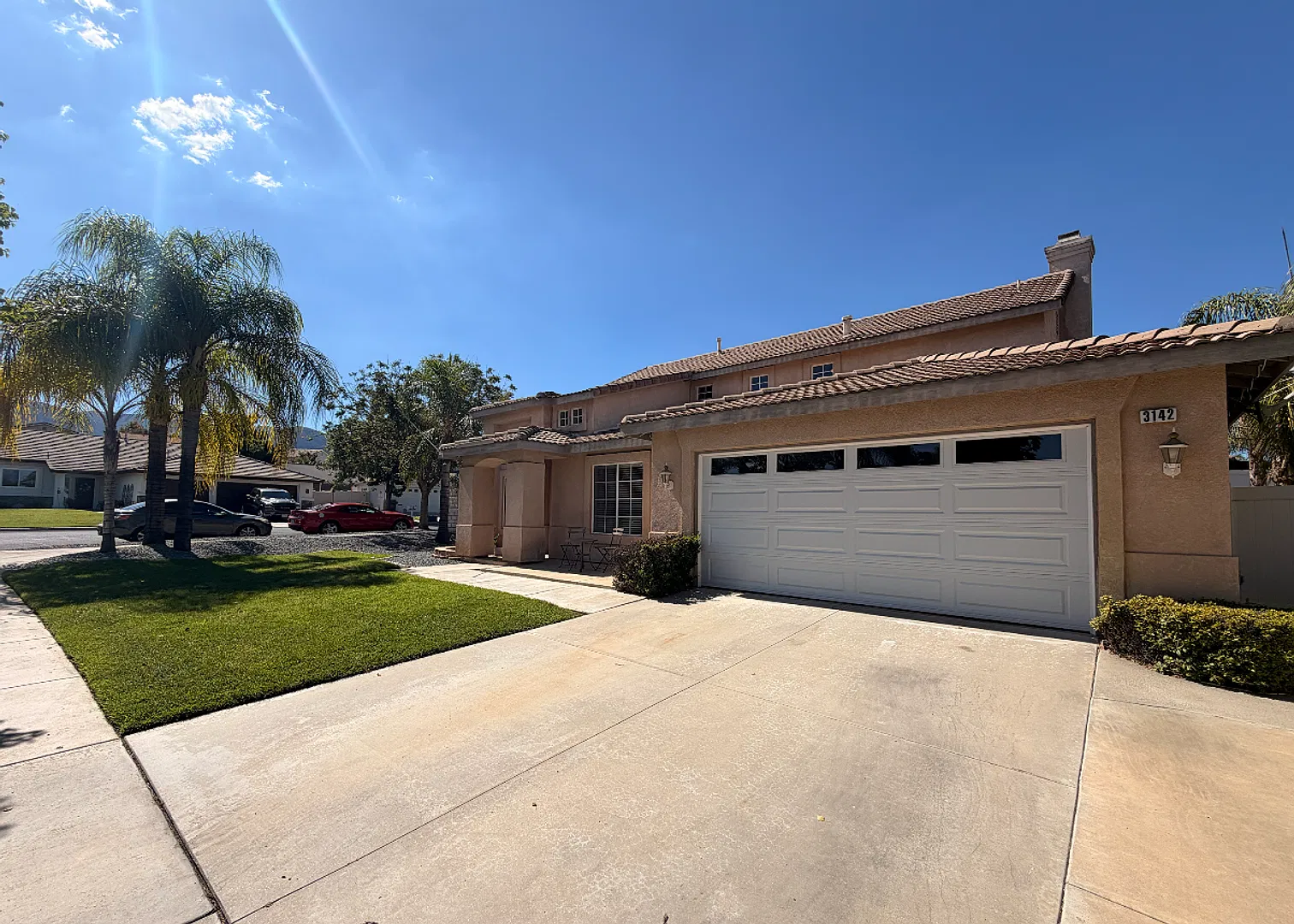 Bright & Charming Corona Home with Large Corner Lot — Photo 2