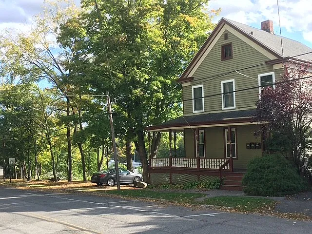 163 Main St #1