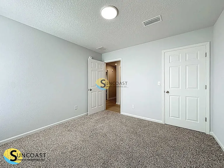 3902 Laurie St — Photo 15