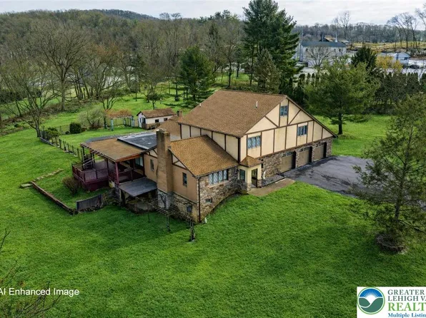 1501 Detweiler Ave, Hellertown, PA 18055