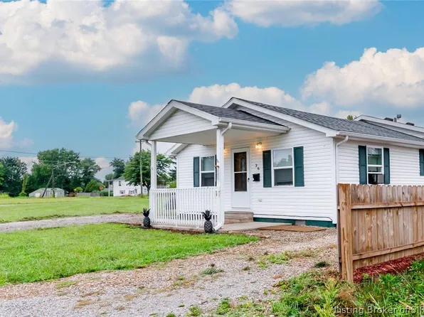 36 Rural St, Austin, IN 47102