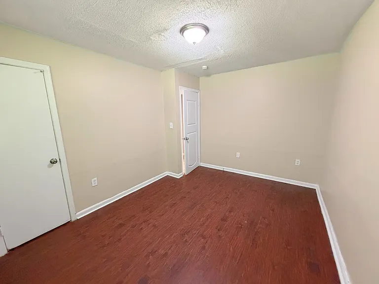 1111 Canary Ln — Photo 6