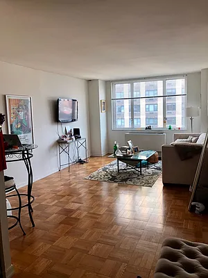 Rented by Station Cities | media 13