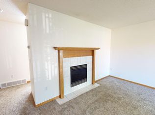 3225-3235 35th Ave S #3454, Fargo, ND 58104
