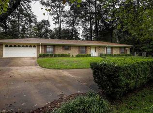 1455 S Dickinson Dr, Rusk, TX 75785