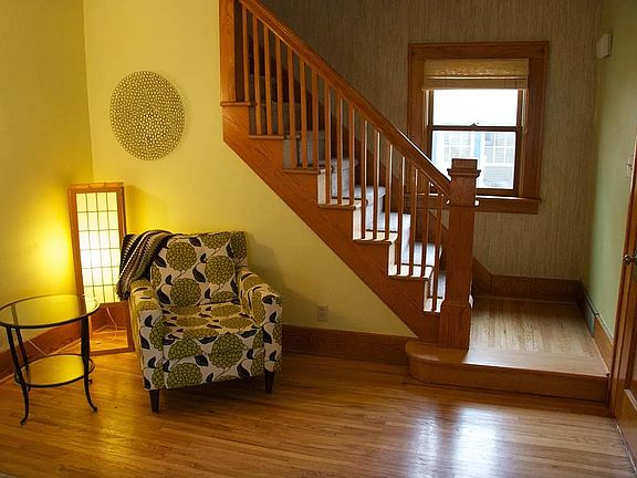 3rd image of 55 Olive Ct