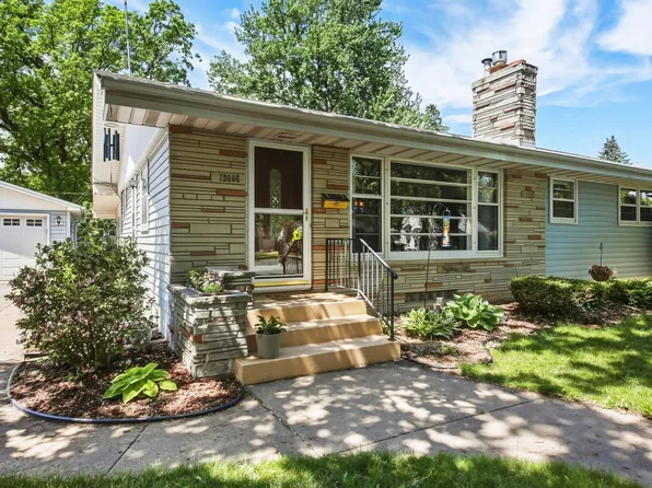 12666 Monterey Ave S, Savage, MN 55378