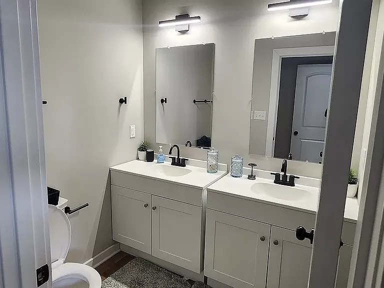 432 Sanders St #4 — Photo 1