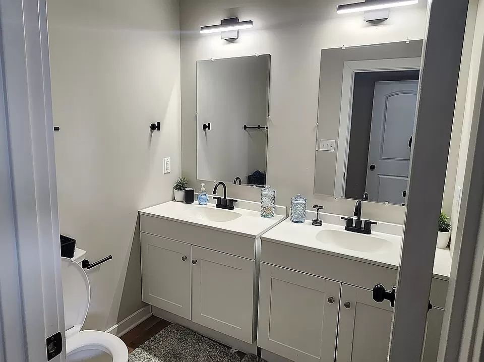 1st image of 432 Sanders St #4