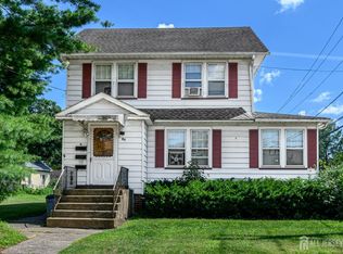 84 E Somerset St, Raritan, NJ 08869