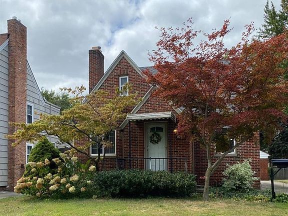 3rd image of 3259 Wendover Dr