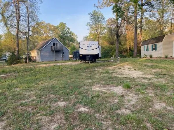 1 Trails End Dr., Horntown, VA 23415