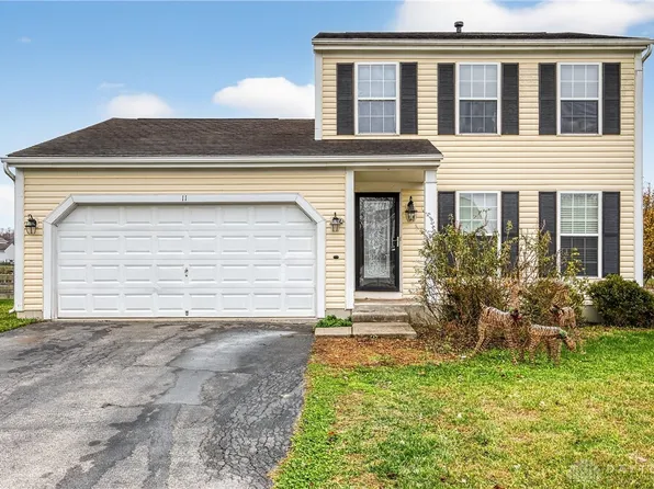11 Waterstone Dr, Franklin, OH 45005