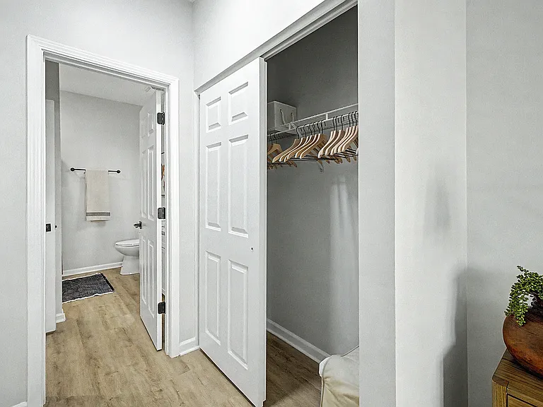 The Reserve at Meadowmont Apartments and Townhomes — Photo 42